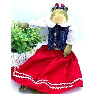 Hand Made Female Frog Shelf Sitter Homemade Clothes Vintage/1990